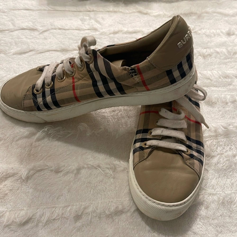 Burberry Women’s Albridge Sneakers